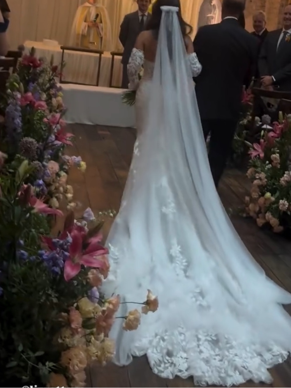 Bridal Veil Gown with Diamonds Appliqué